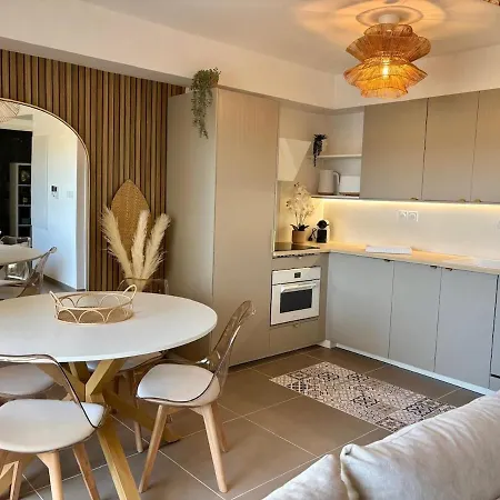 Apartment Le Cocon Du Bord De Mer, 2 A 4 Personnes
